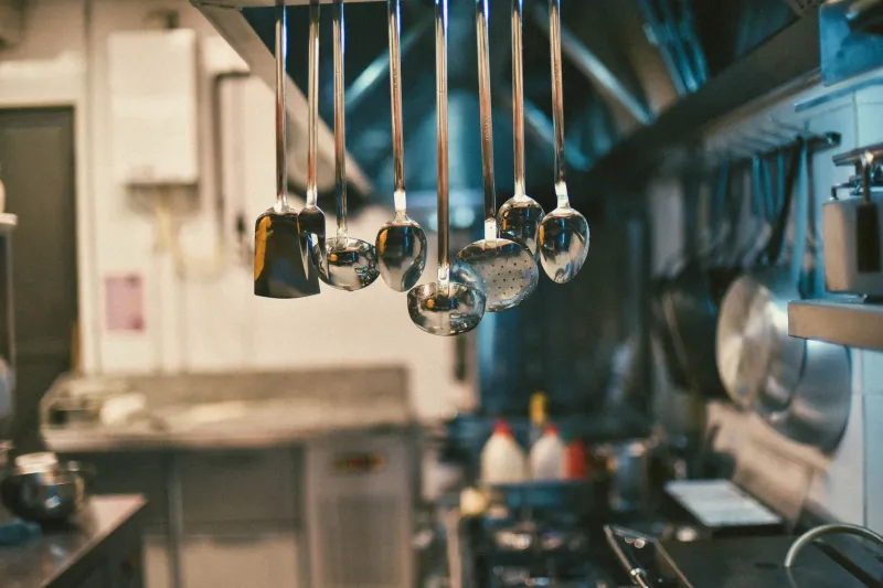 Secondhand Steel, Firsthand Risk: A Restaurant Owner's Guide to Navigating the Used Equipment Market